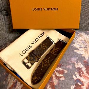 38mm Louis Vuitton apple band